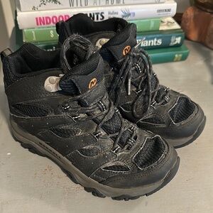 Kids Black Hiking Boots
